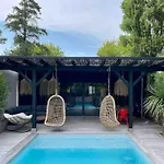 Le Patio Bleu Au Calme, Piscine Chauffee, Centre *