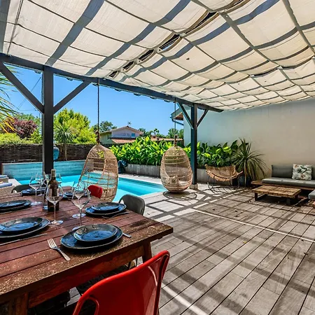 Le Patio Bleu Au Calme, Piscine Chauffee, Centre Villa *